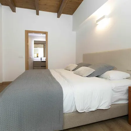 Sueños Del Garmo By Bevalle * Panticosa